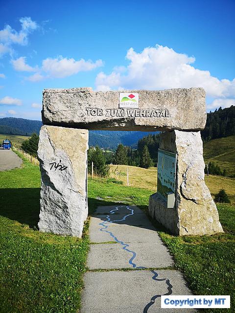 69116935 2651919454827551 6831280376325865472 o 2651919451494218